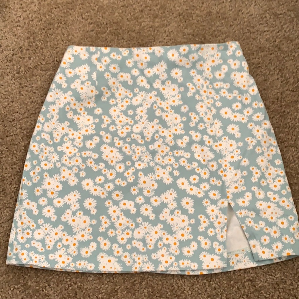 A short skirt floral